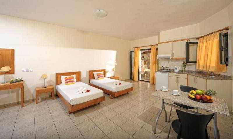 Kristalli Hotel Apartments Malia Exterior foto